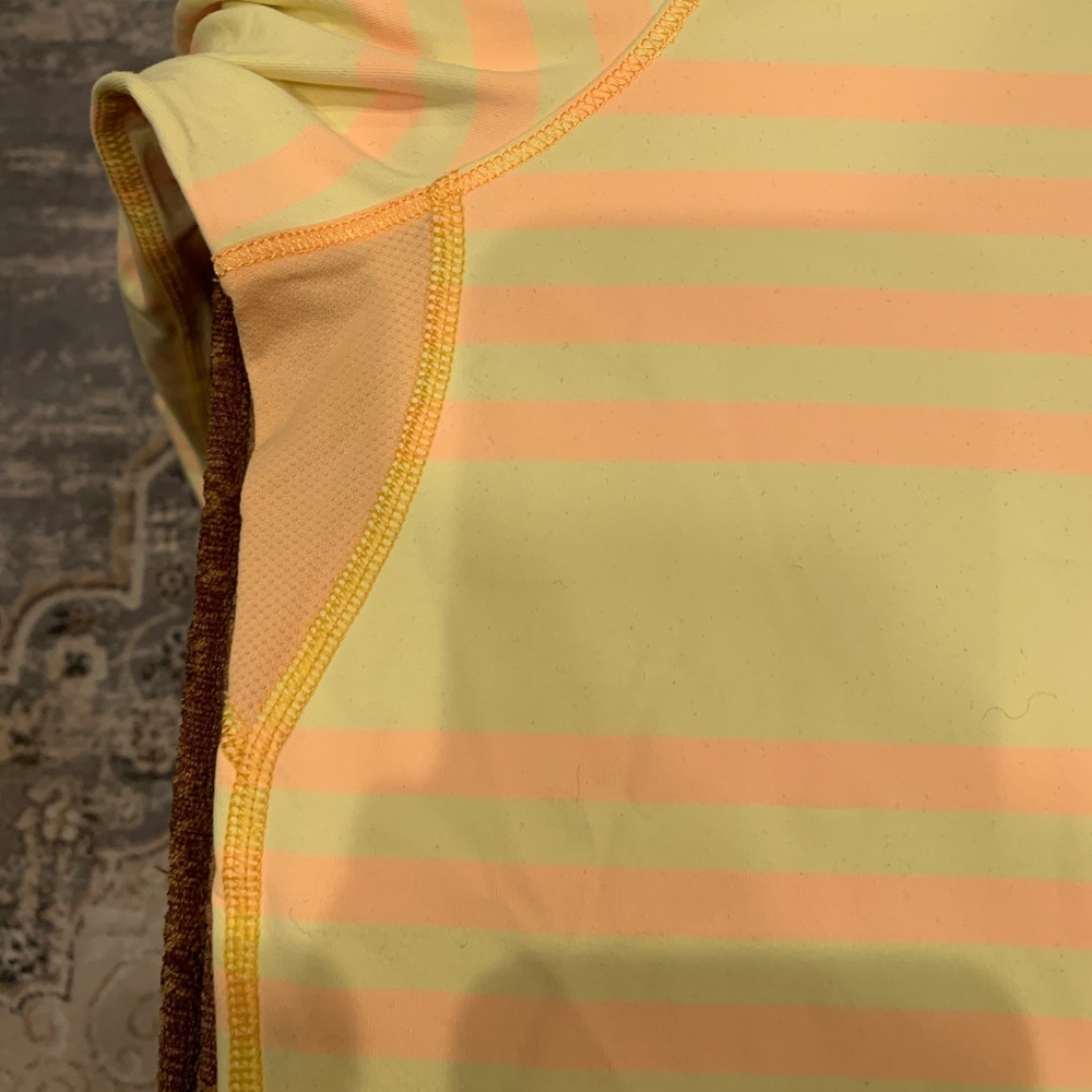 LULULEMON TOP - Picture 3 of 4